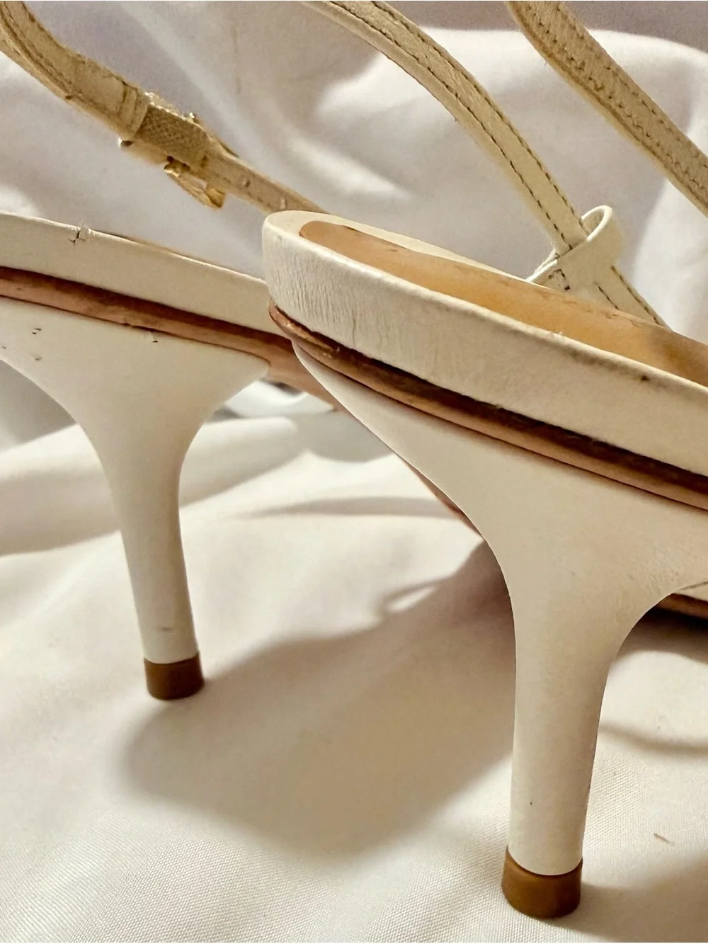 Reformation Ivory Strappy Square-Toe Heeled Sandals Size 6 -FLAWED